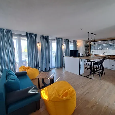 Къща С Три Спални Васи Tatil Evi Lozenets